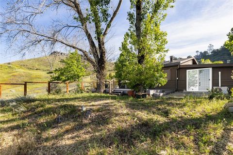 Tiny photo for 3510 Cypress Mountain RD, Templeton, CA 93465 (MLS # SC26100272)