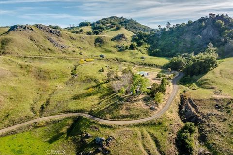 Tiny photo for 3510 Cypress Mountain RD, Templeton, CA 93465 (MLS # SC26100272)