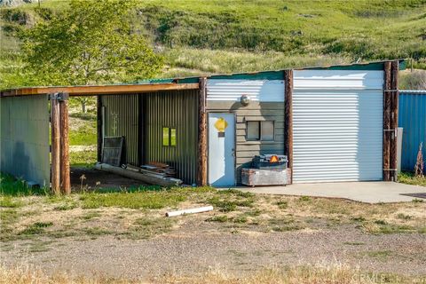 Tiny photo for 3510 Cypress Mountain RD, Templeton, CA 93465 (MLS # SC26100272)