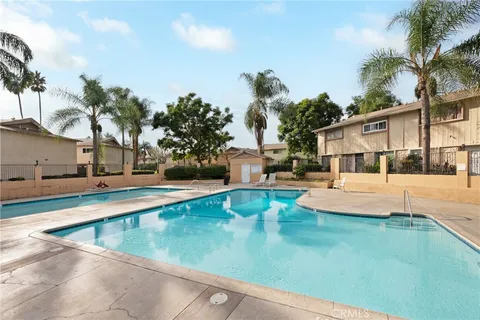1602 N King Street Unit J1, Santa Ana, CA 92706 - MLS#: CV25259598