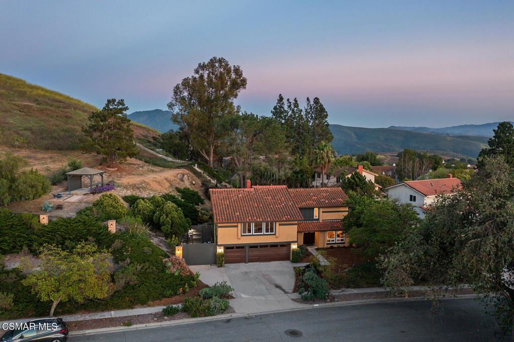 3542 N Avenida Montuoso