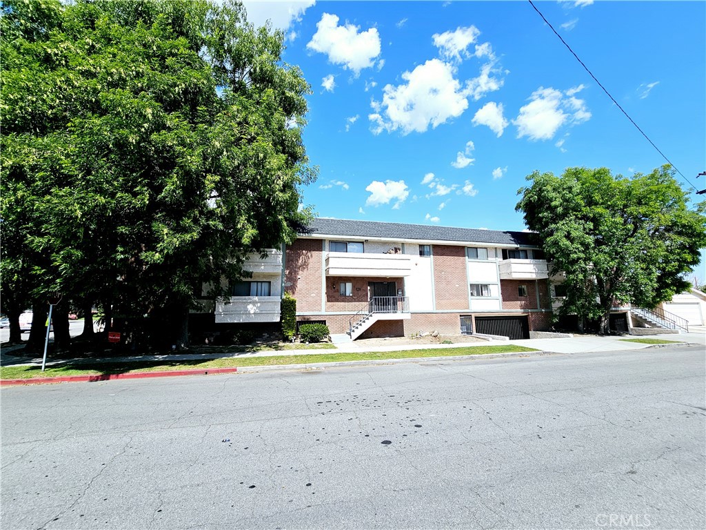 380 W Alameda Avenue
