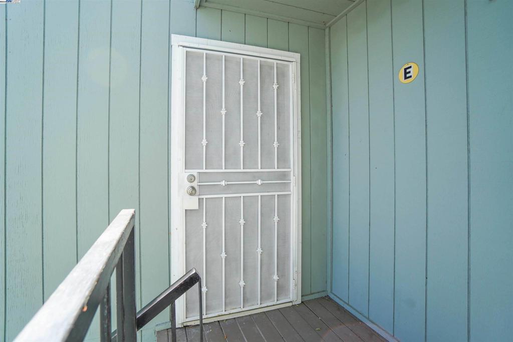 $500 off first month's rent! Experience modern living in downtown Livermore! This beautifully remodeled upstairs unit offers a brand new kitchen, new flooring throughout, and fresh interior paint. Enjoy two spacious bedrooms, two full baths, and a private balcony perfect for relaxing. In-unit laundry with washer and dryer included for your convenience. Parking is a breeze with one covered and one uncovered space. The complex boasts a refreshing pool for those warm summer days, basketball courts, and a playground. Just a short walk to vibrant downtown Livermore's shops and restaurants! Easy access to 580, grocery shopping and other amenities. Water and trash included. No pets allowed. Minimum credit score of 680 required. Apply with RentSpree https://apply.link/ZriIdGs