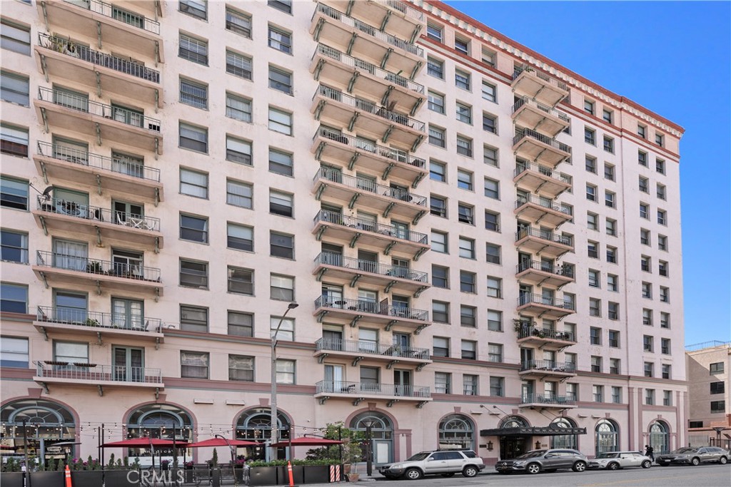 455 E Ocean Boulevard 711