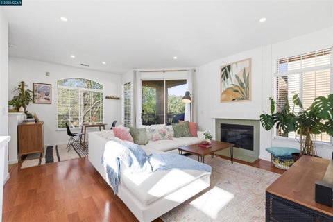 Photo of 7674 Tuscany Dr Dr, Dublin, CA 94568 (MLS # 41140797)