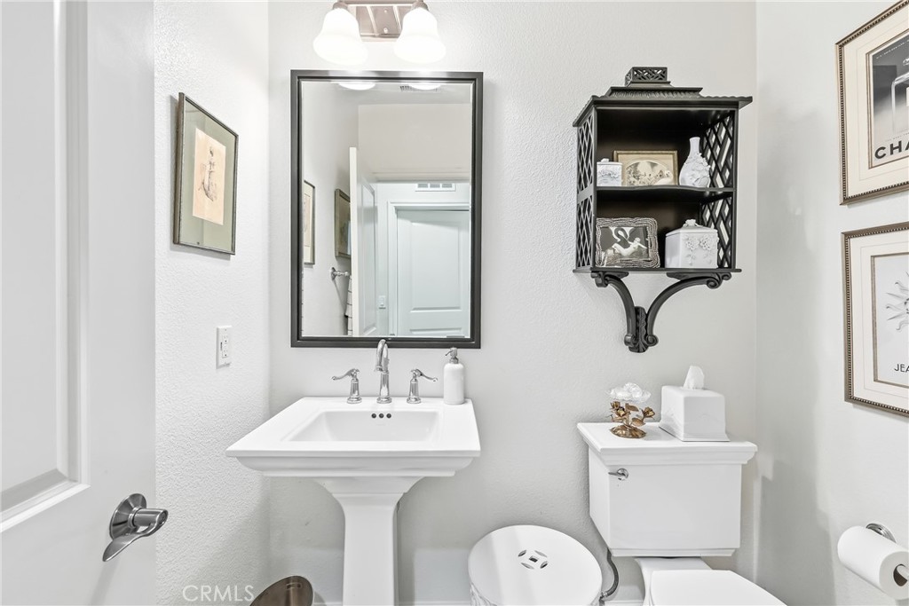 23 Vantis, Aliso Viejo CA 92656 - Photo 15