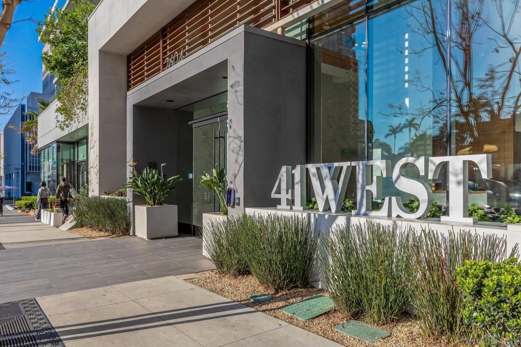 Photo of 2604 5th Ave Ave #601, San Diego, CA 92103 (MLS # 250040668SD)