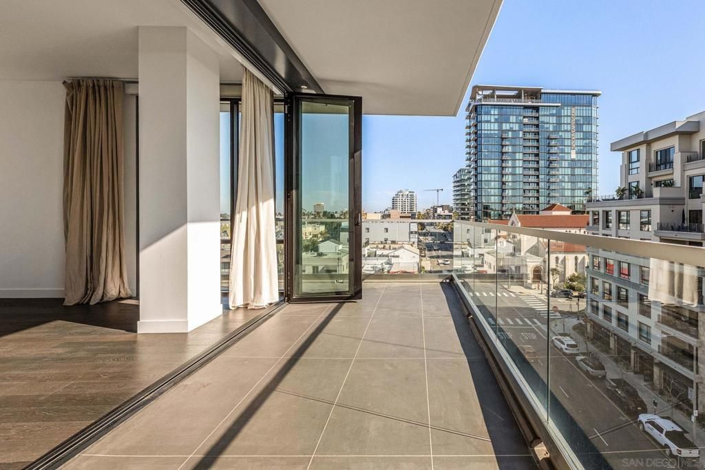 Photo of 2604 5th Ave Ave #601, San Diego, CA 92103 (MLS # 250040668SD)