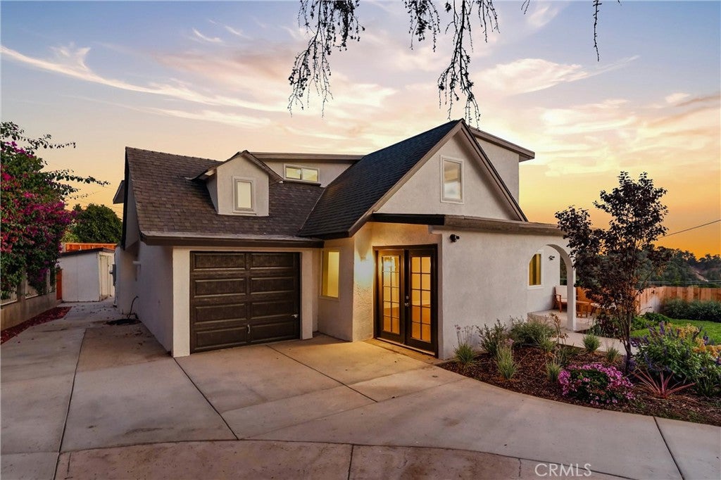 572 Church Hill