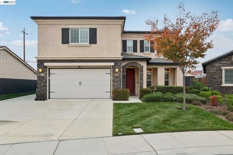 Photo of 2519 Ava Julianna Way Way, Manteca, CA 95337 (MLS # 41135429)