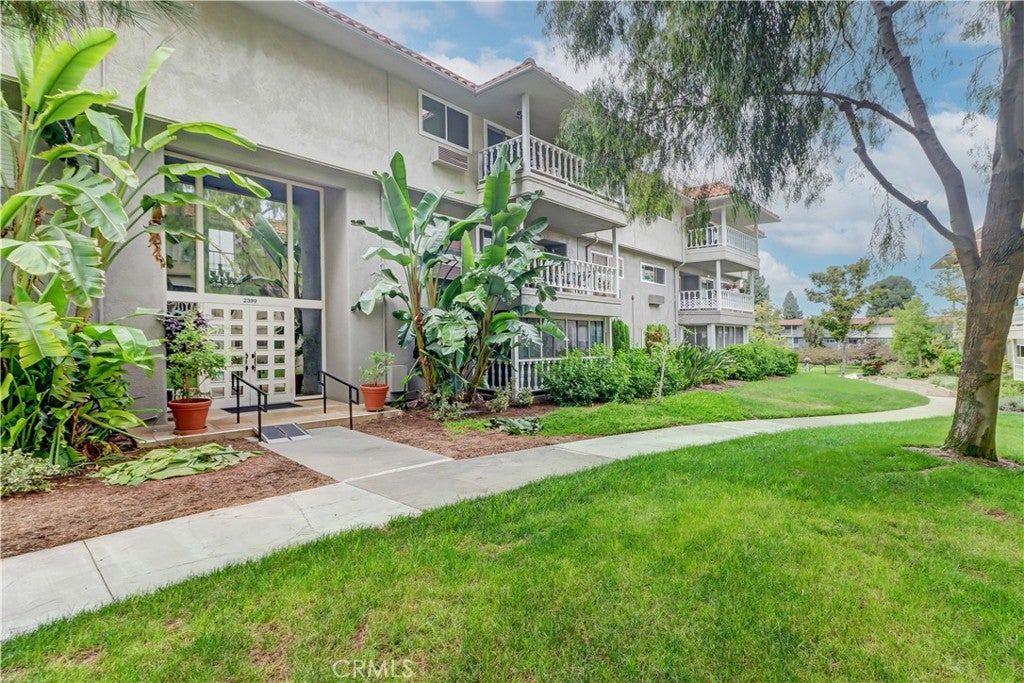 2399 Via Mariposa W Unit 1-F W