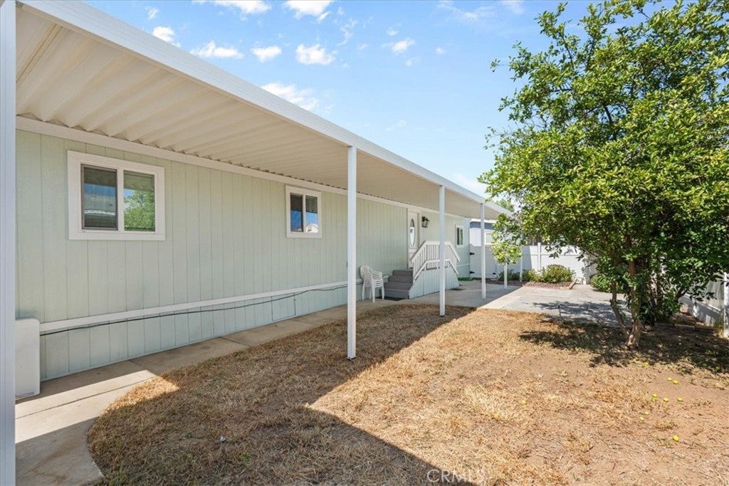 22111 Newport Ave 60