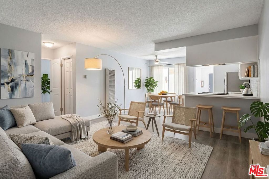 525 N Francisca Avenue