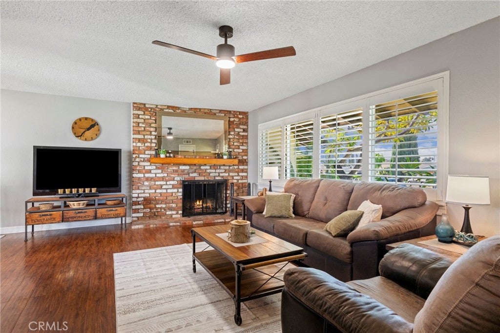 1521 Kenneth Drive
