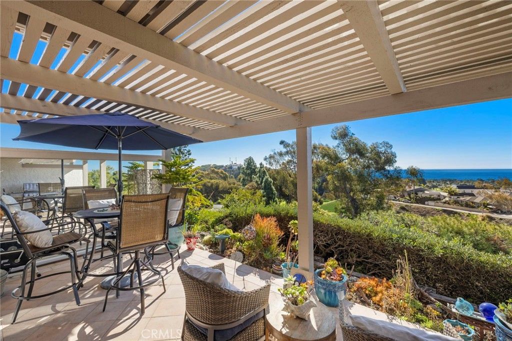 Photo of 735 Calle Bahia, San Clemente, CA 92672 (MLS # OC25274690)