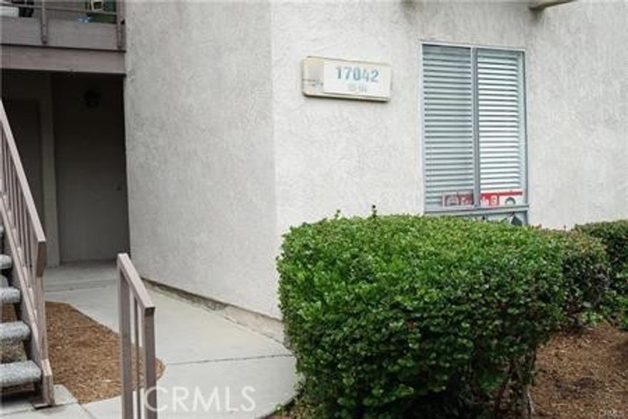 A beautiful 1-story downstairs condo with 1 bedroom, 1 bathroom, and 1 carport. Features an open floor plan, newer paint, and a remodeled kitchen with granite countertops. Laminate and vinyl flooring throughout. Located in a gated community with an association pool, spa, and tennis court.
Close to shopping, restaurants, markets, fitness centers, parks, movie theaters, clinics, and urgent care. Walking distance to 99 Ranch Market, Puente Hills Mall, park, medical center, bank, and bus stops. Easy access to the 60 Freeway.