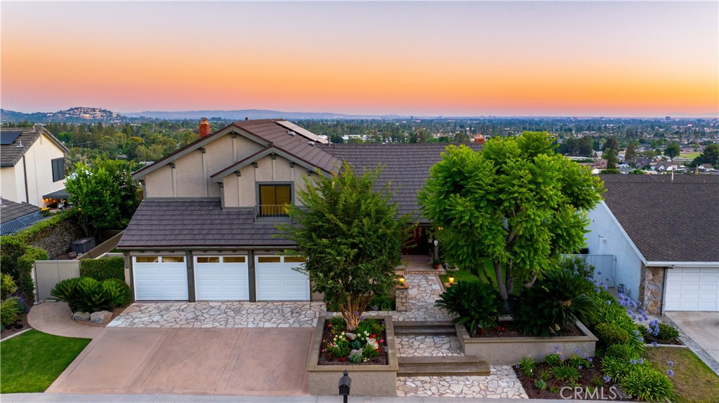 3636 E Longridge Drive