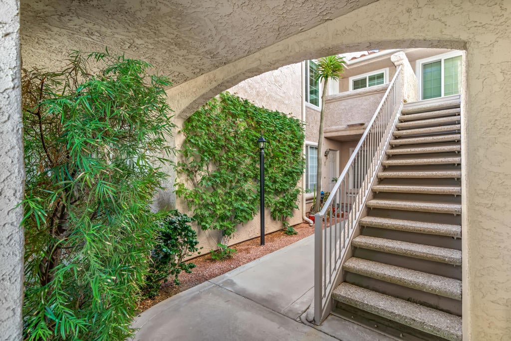 500 S Farrell Drive F44