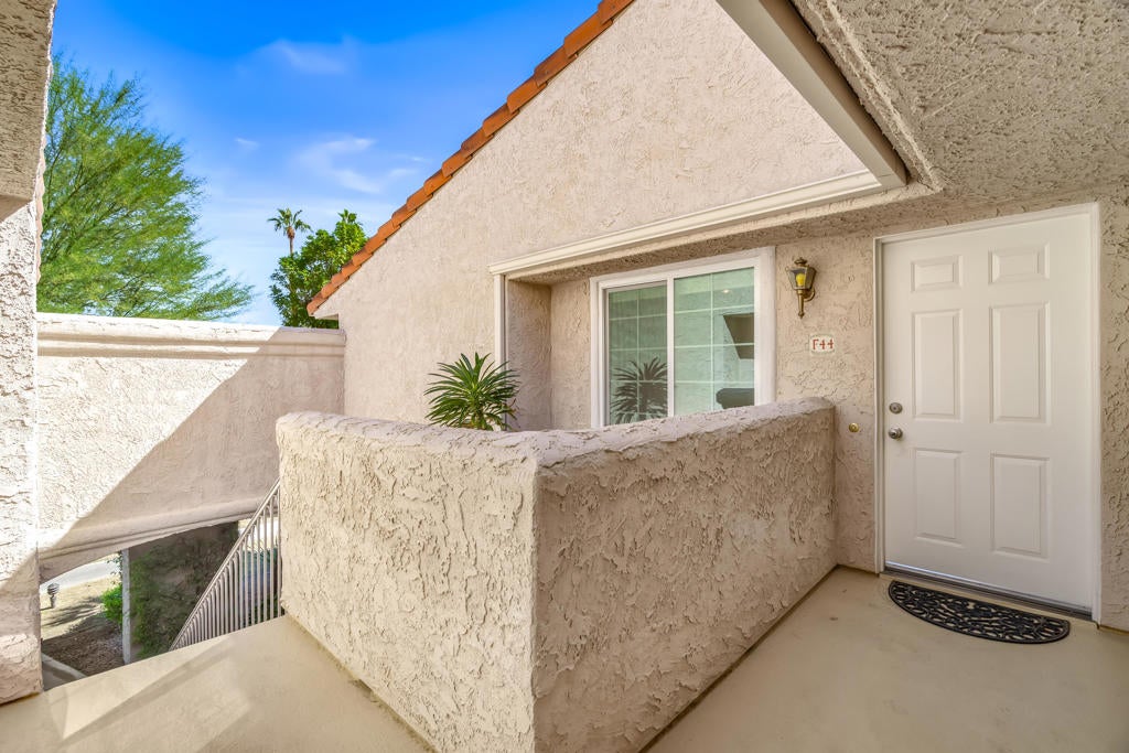 500 S Farrell Drive F44
