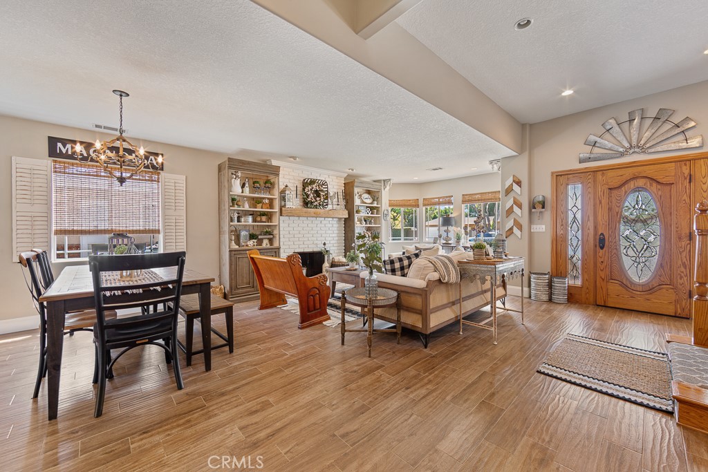 6241 E Vernon
