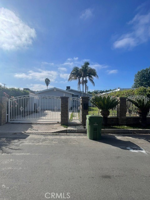 Fully remodeled with brand new kitchen, light fixtures, vanities and High-end appliances. House features 3 bedrooms and 2 bath with a very large family and dining room with an open floor plan great for large families and entertaining. Back yard has also been done extensively with covered patio, built-in BBQ and easy to maintain yard. House is wired and comes with security cameras and a gated private parking, in addition to a 2 cars garage parking there is ample parking spaces for additional cars or RV or a Boat.
