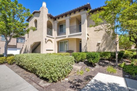 10804 Serafina Lane 6 San Diego CA 92128