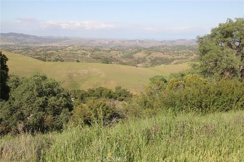 Photo of 74650 Interlake Rd, Bradley, CA 93426 (MLS # NS26030207)