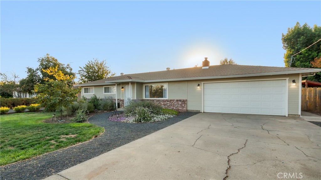 11063 Lone Pine Ave.