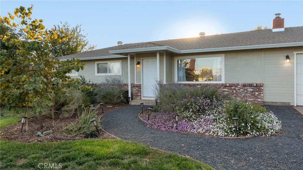 11063 Lone Pine Ave.
