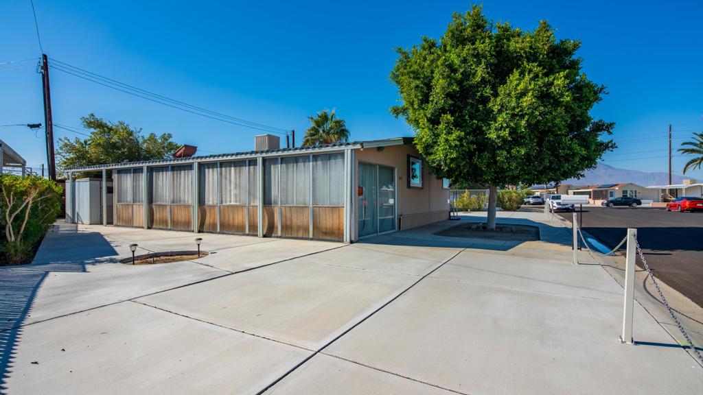 Tri Palm Estates - Manufactured In Park