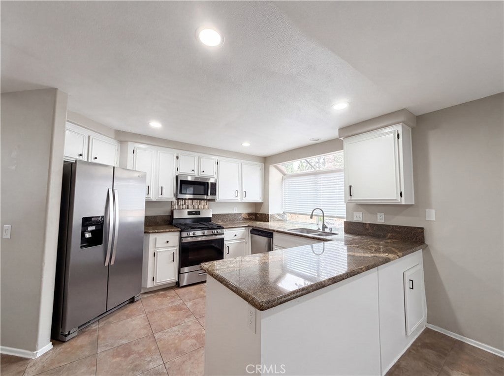 39676 Ridgedale Drive