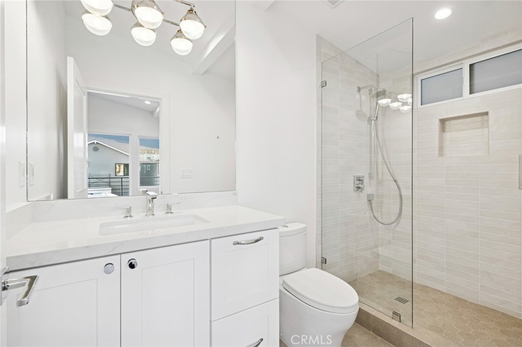 Newport Shores (NEWS) - Residential Lease