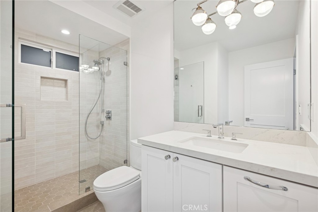 Newport Shores (NEWS) - Residential Lease