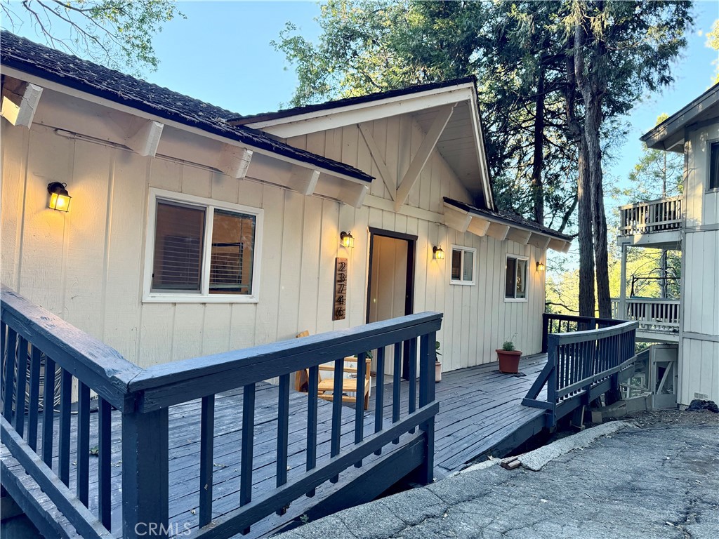 23746 Crest Forest