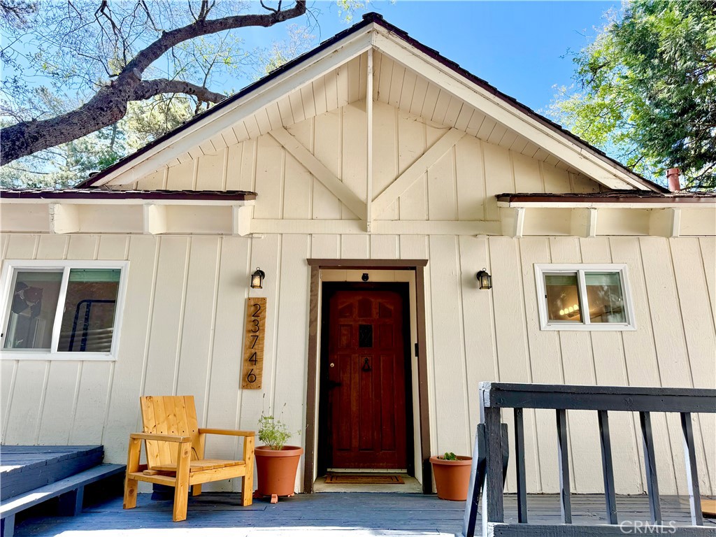 23746 Crest Forest