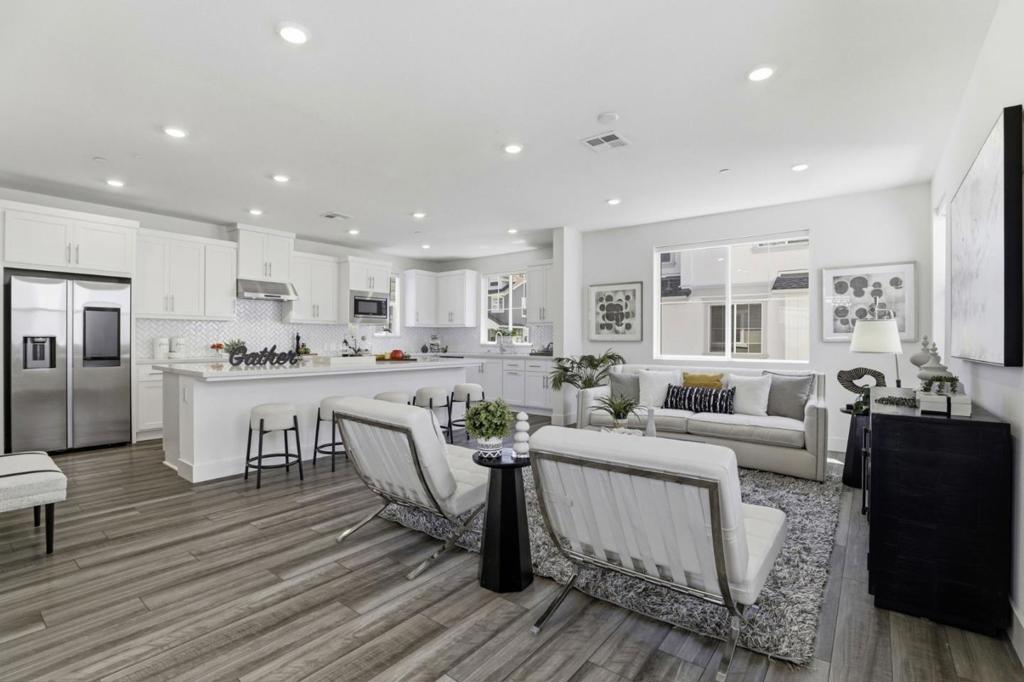37183 Sand Bar Place