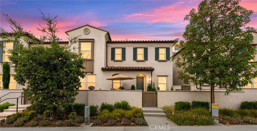 Photo of 1419 N Indian Hill Boulevard, Claremont, CA 91711 (MLS # CV25222633)