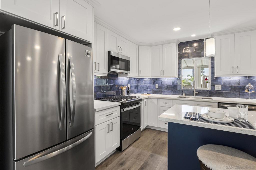 7102 San Bartolo St 11