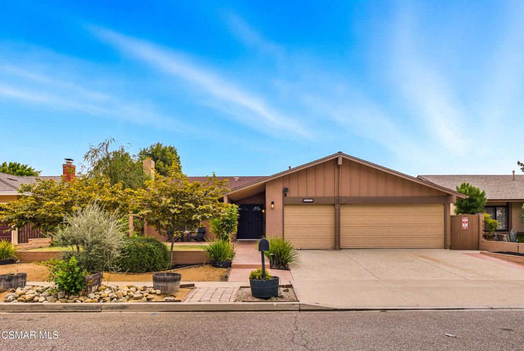 Photo of 5474 Geoffrey Avenue, Simi Valley, CA 93063 (MLS # 225005122)