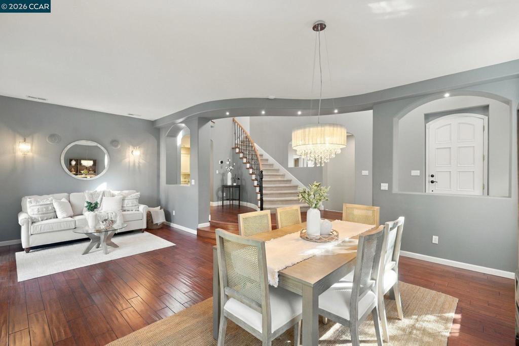 1133 S Chanterella Dr