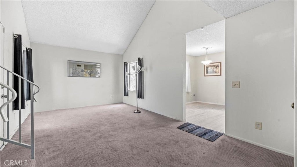 10861 Mountain View