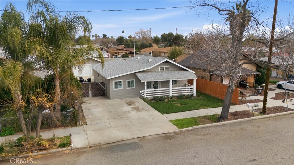332 S Ramona