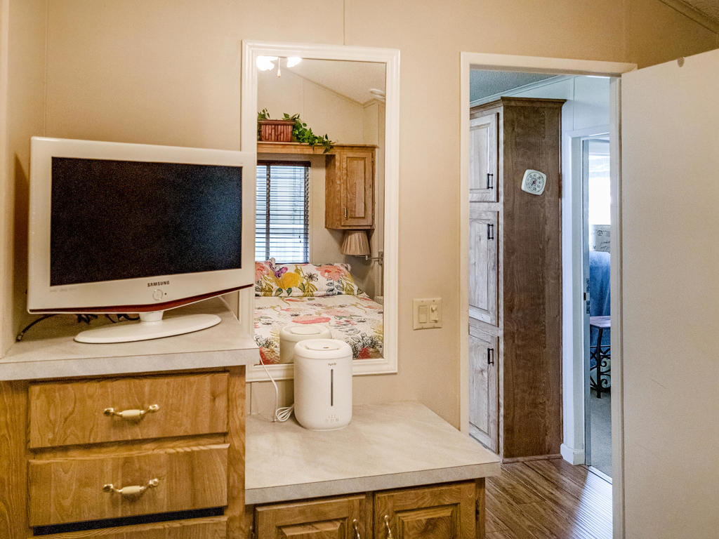 Not Applicable-1 - Manufactured In Park