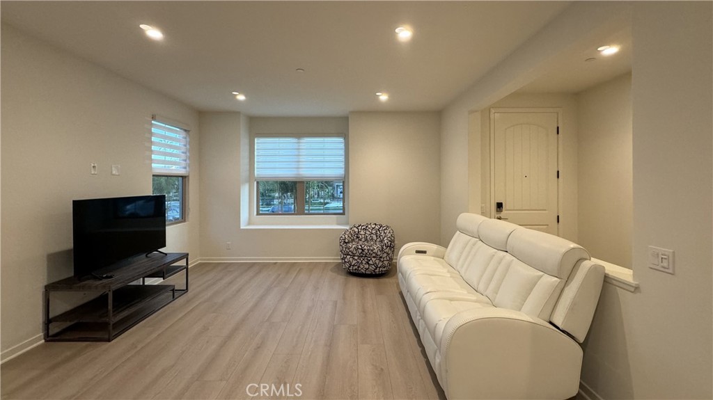 110 Sunnyside