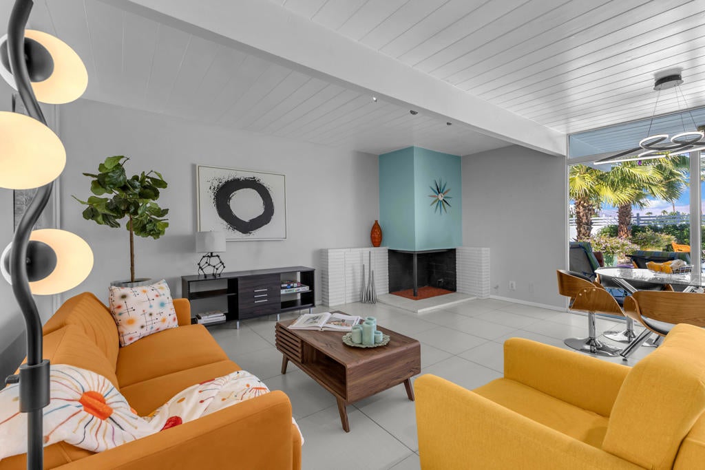 79944 Camelback Drive