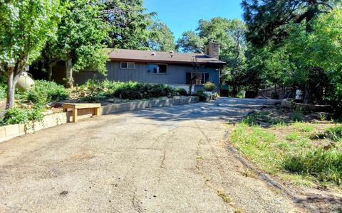 Photo of 1213 Sunshine TRL, Julian, CA 92036 (MLS # 260011394SD)