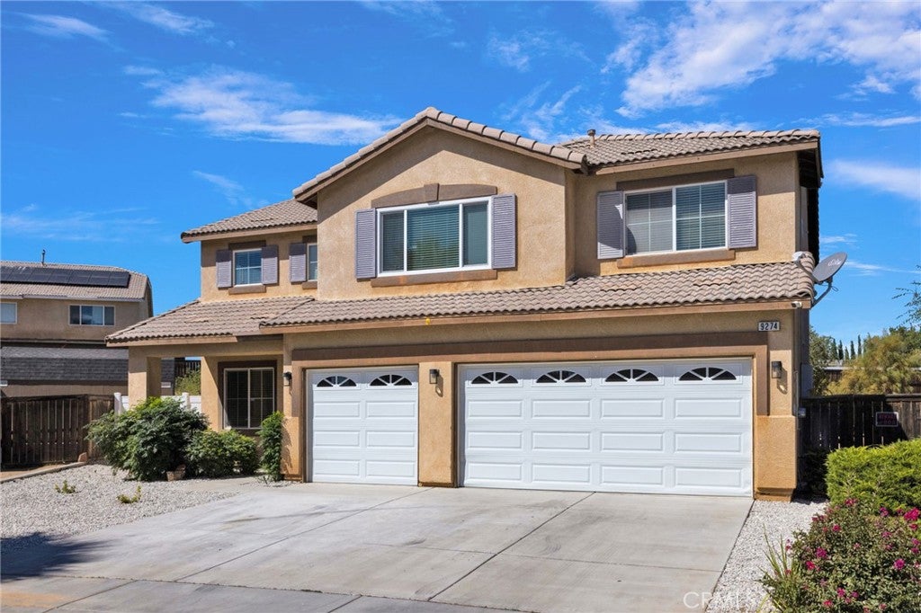 Photo of 9274 Begonia Avenue, Hesperia, CA 92344 (MLS # CV26213967)