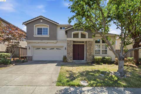 Photo of 327 Hawk Ridge Dr DR, Richmond, CA 94806 (MLS # 41144860)