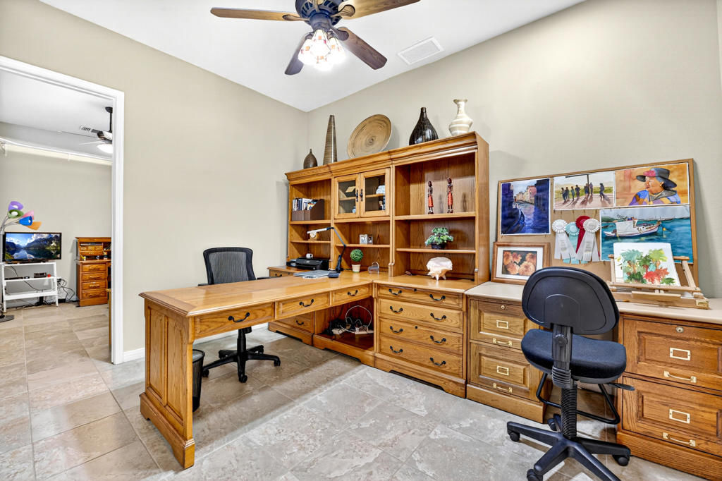 80182 Avenida Aliso