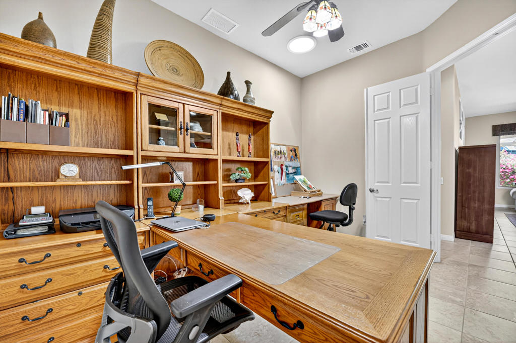 80182 Avenida Aliso